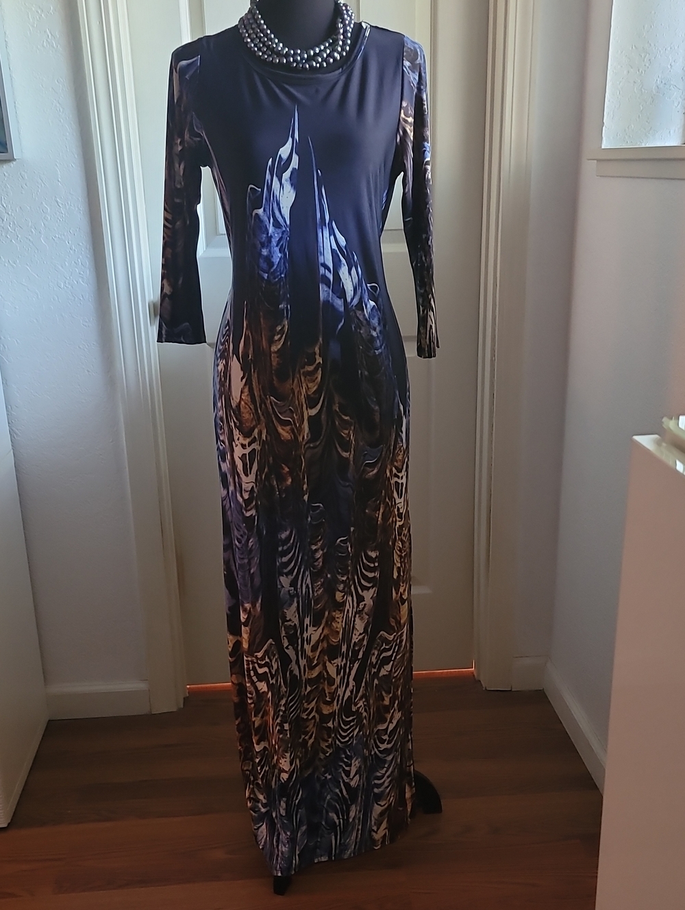 SEXY jungle Print,Maxi Dress brown and NAVY BLUE, very stretchy size S NEW